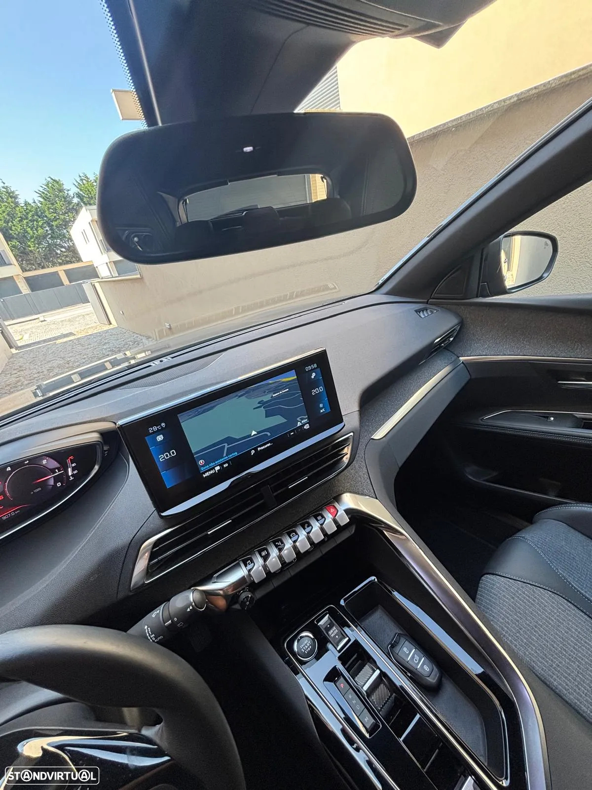 Peugeot 3008 1.5 BlueHDi Allure Pack EAT8 - 12
