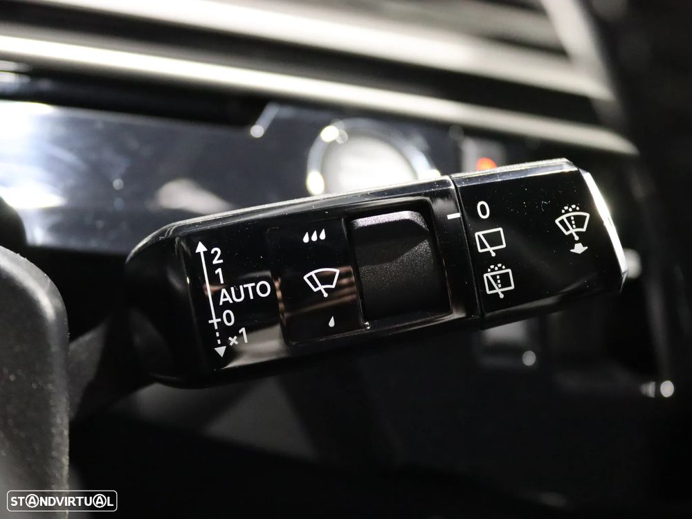 Peugeot 5008 1.2 Hybrid Allure Pack e-DCS6 - 26