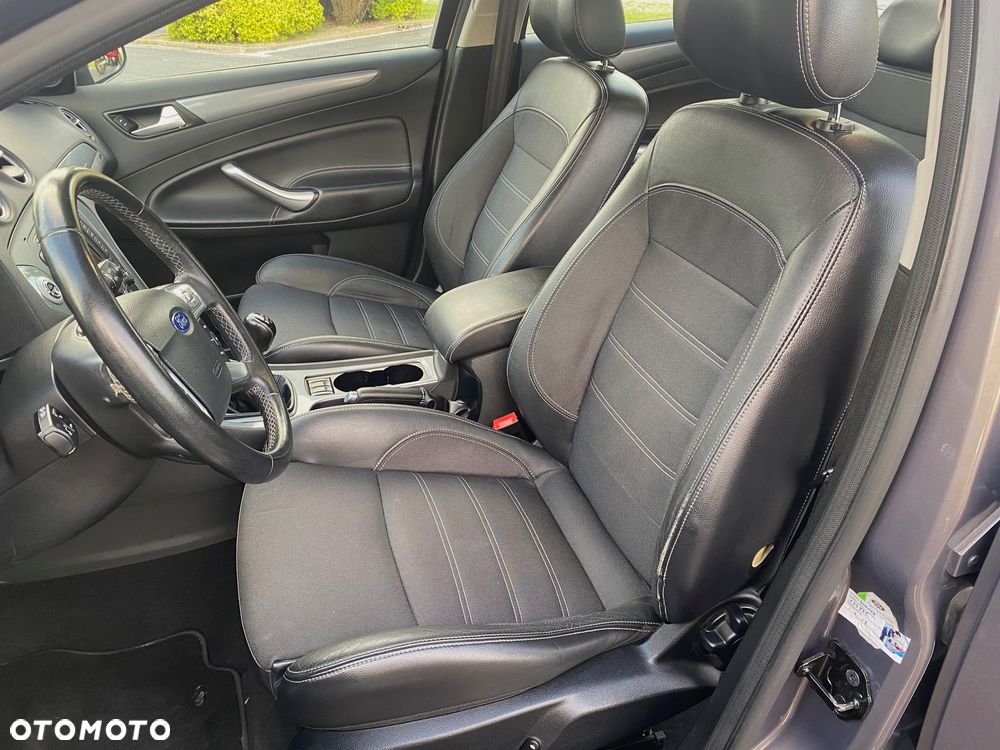Ford Mondeo 2.0 TDCI Champions Edition - 13