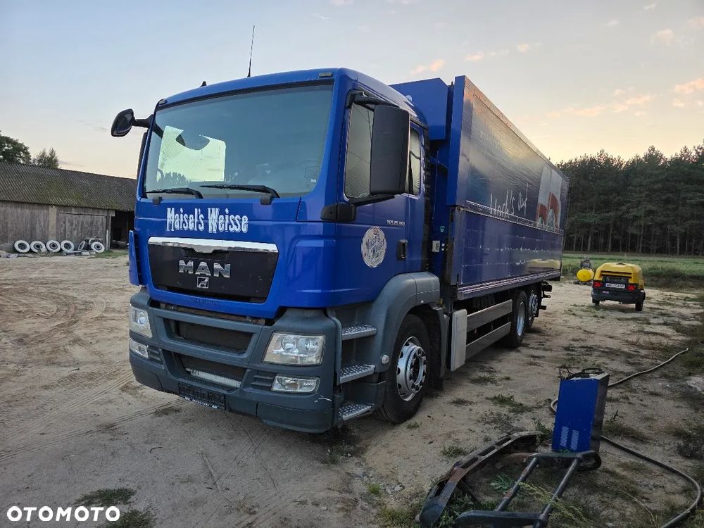 MAN TGS 26.360 TYLKO 412 TYS km BURTY OTWIERANE HYDRAULICZNIE KLIMATYZACJA