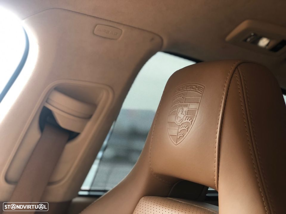 Porsche Panamera S e-Hybrid - 11