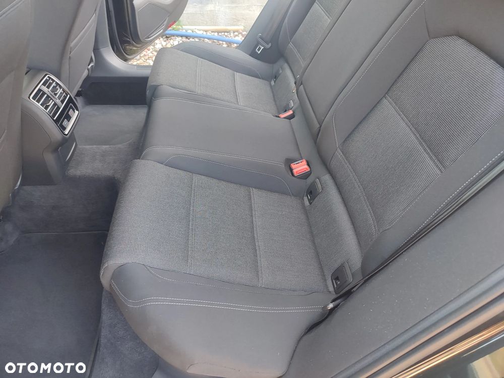 Volkswagen Passat 2.0 TDI (BlueMotion Technology) Highline - 21