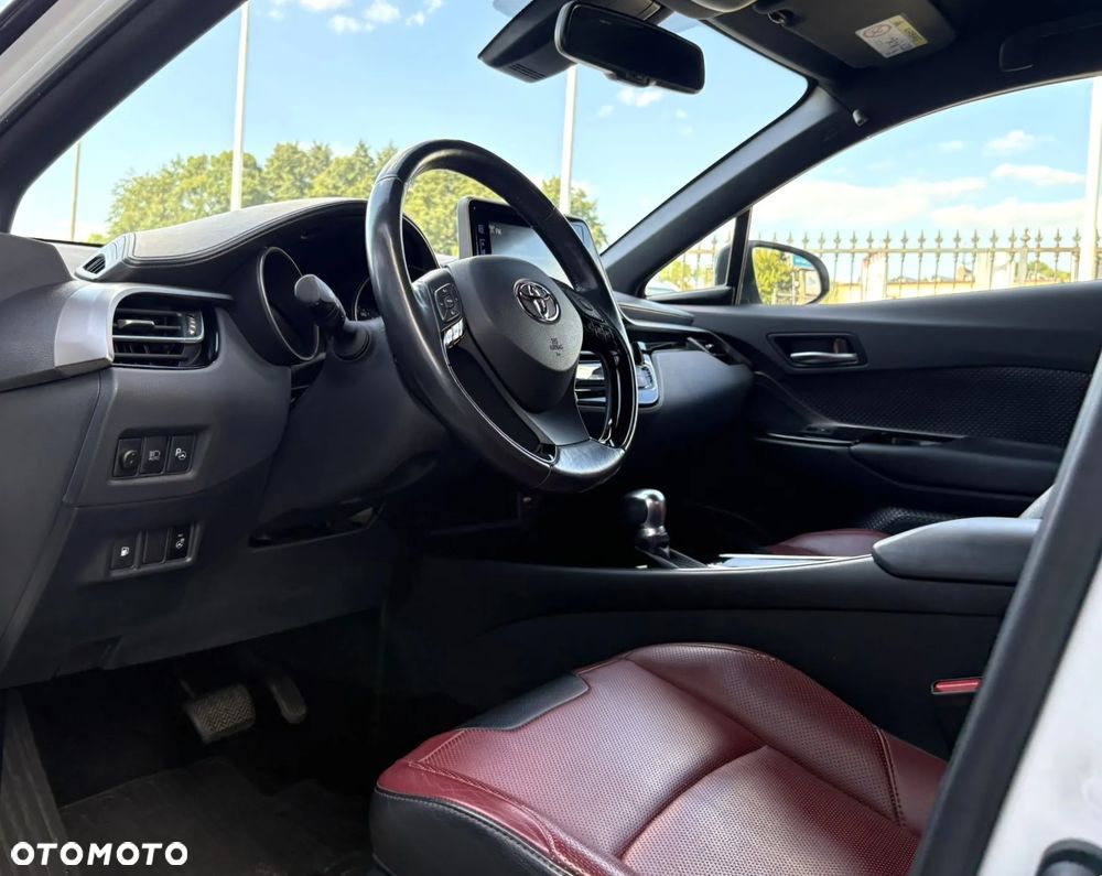 Toyota C-HR 1.8 Hybrid GPF Selection - 10