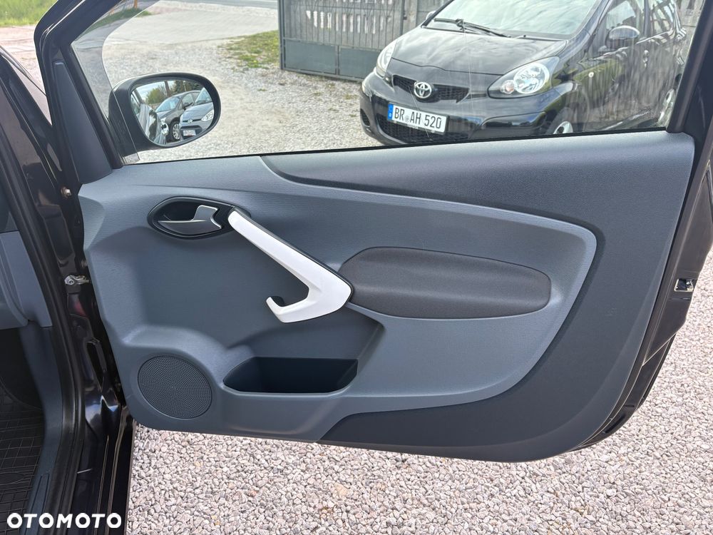Ford KA 1.2 Concept+ - 28
