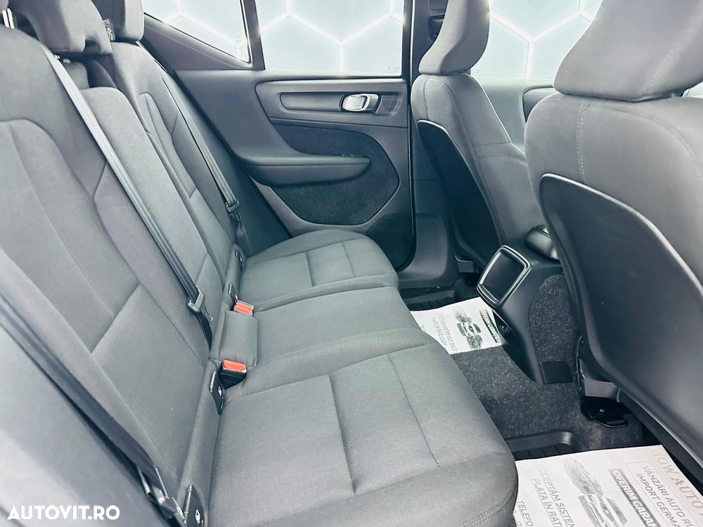 Volvo XC 40 D3 Momentum Pro - 8