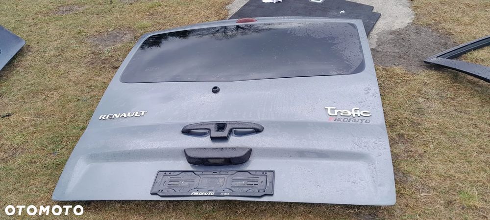 Klapa bagaznika renault trafic II lift, vivaro - 1