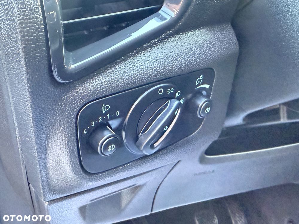 Ford EcoSport 1.5 EcoBlue TITANIUM - 24