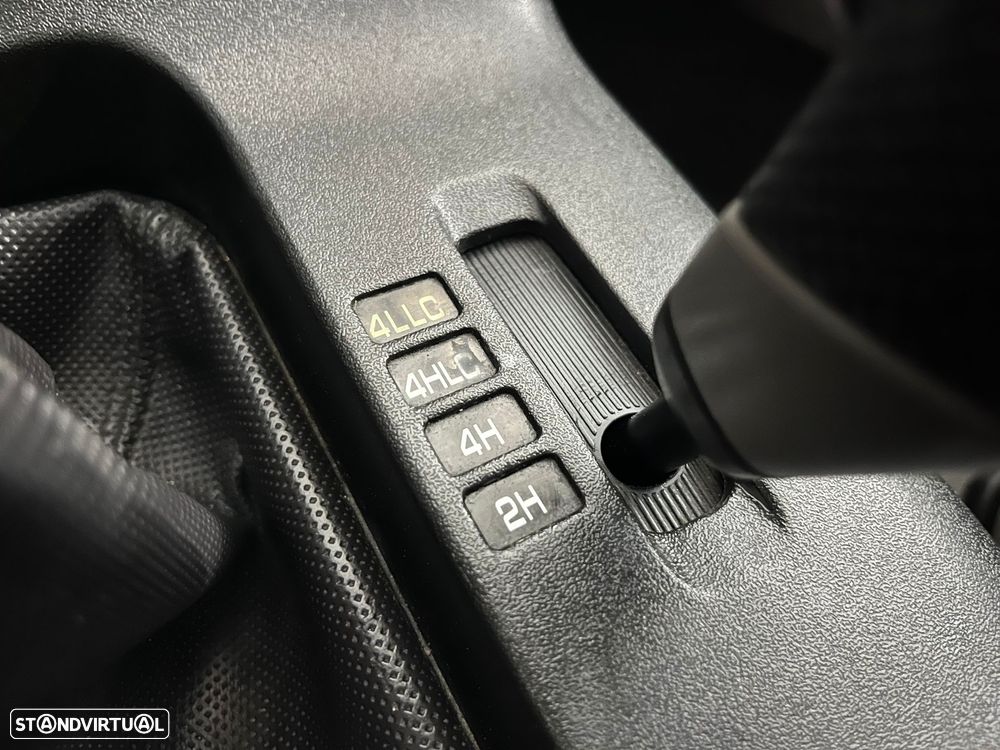 Mitsubishi Pajero 3.2 DI-D GLS ABS - 16