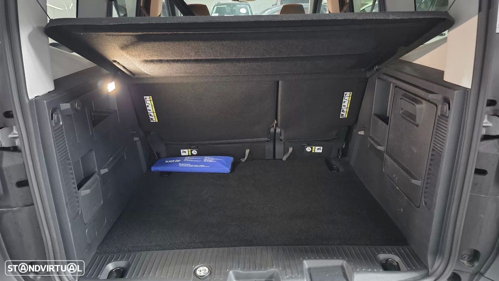 Ford Tourneo Courier 1.0 EcoBoost Titanium DCT - 20