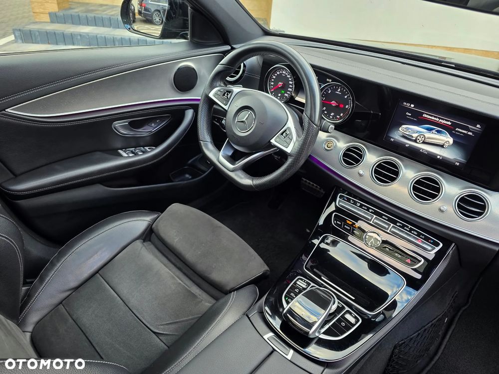 Mercedes-Benz Klasa E 220 d 4-Matic 9G-TRONIC - 20