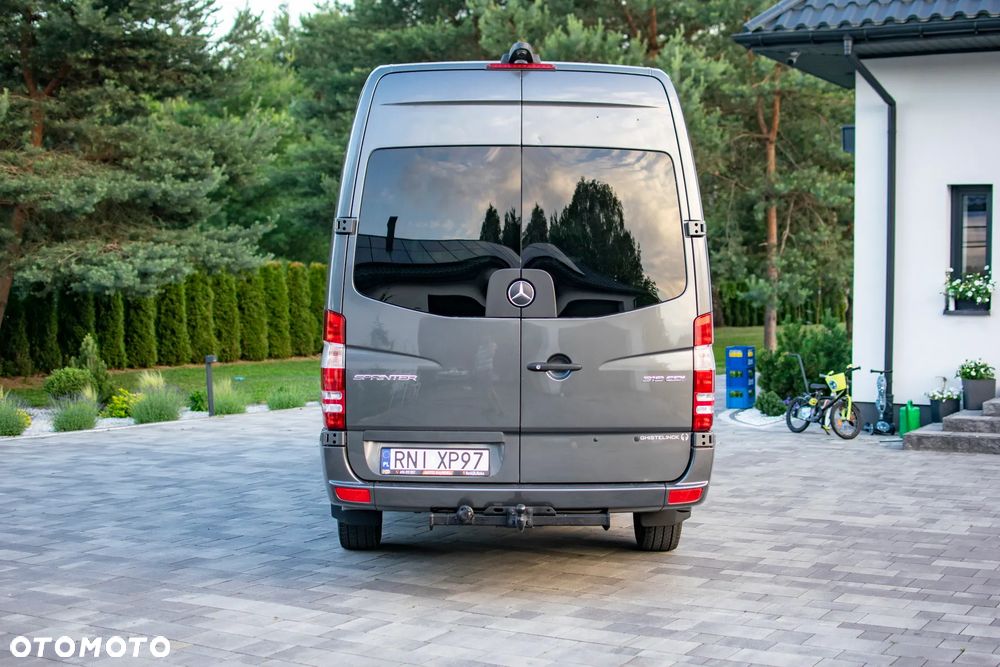 Mercedes-Benz Sprinter 319 - 18