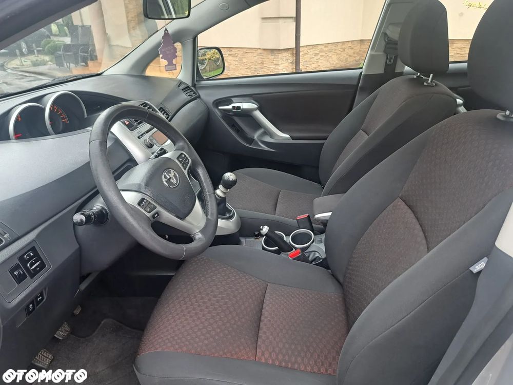 Toyota Verso 1.8 5-Sitzer Edition S+ - 6