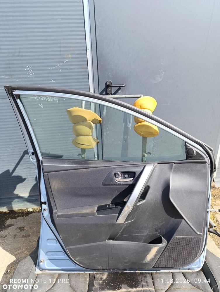 TOYOTA AURIS II KOMBI DRZWI LEWE PRZÓD - 7