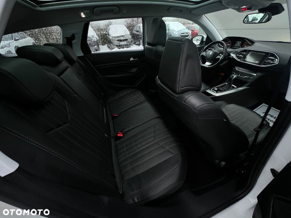 Peugeot 308 BlueHDi 150 Automatik Stop & Start Allure - 31