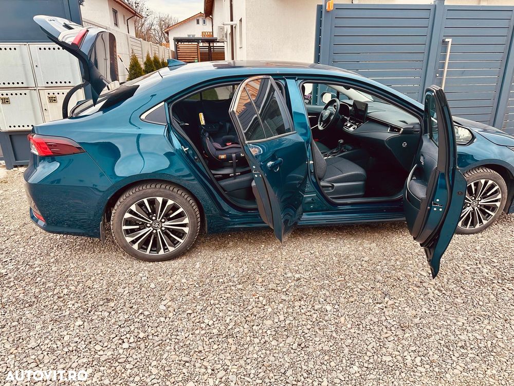 Toyota Corolla 1.8 HSD Dynamic - 18