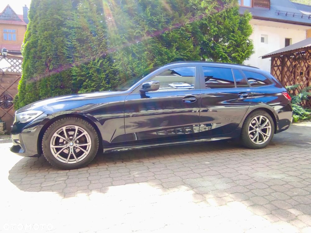 BMW Seria 3 318d Touring Advantage - 3