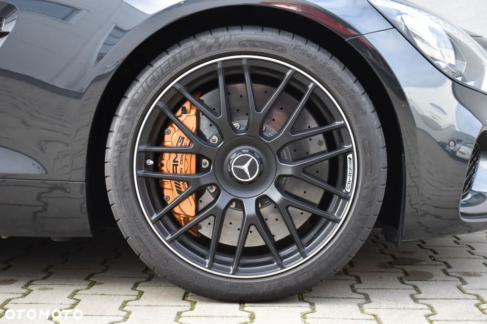 Mercedes-Benz AMG GT S Coupe Speedshift 7G-DCT - 12
