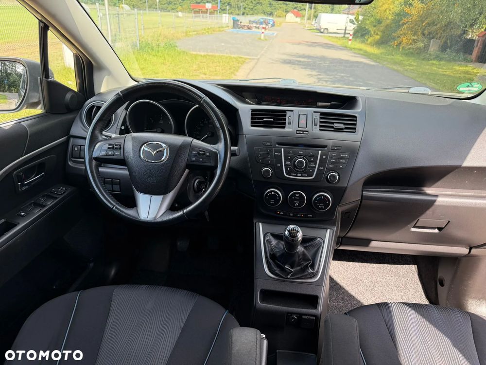 Mazda 5 - 15