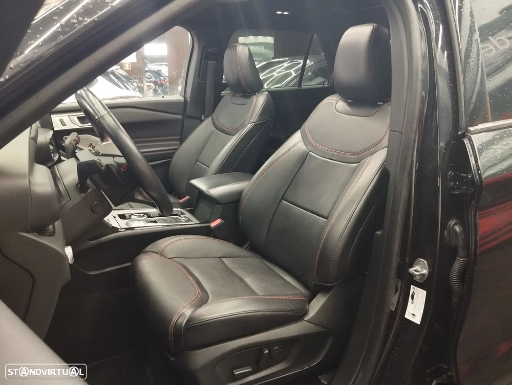 Ford Explorer 3.0 EcoBoost PHEV ST-Line - 26