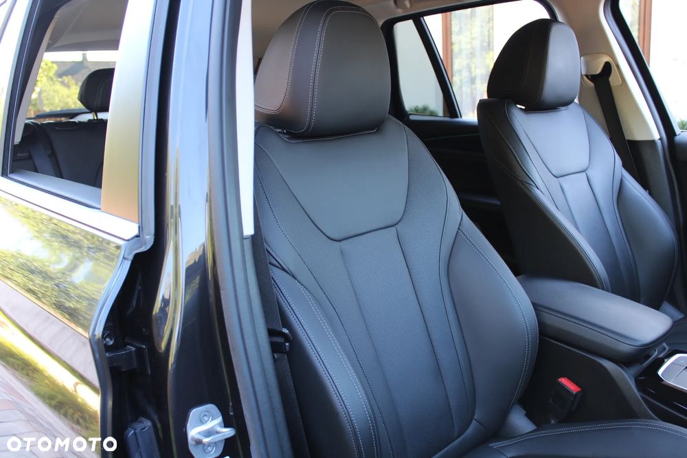 BMW X3 xDrive20i - 17