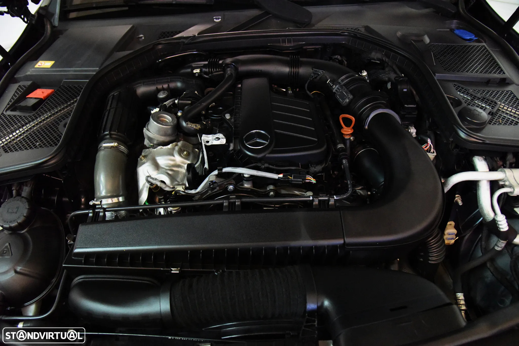 Mercedes-Benz C 180 BlueTEC Avantgarde - 8