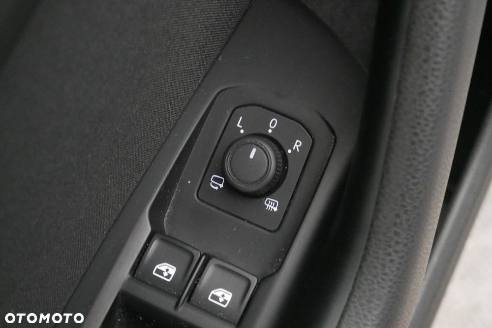 Volkswagen Passat 1.5 TSI EVO Business DSG - 28