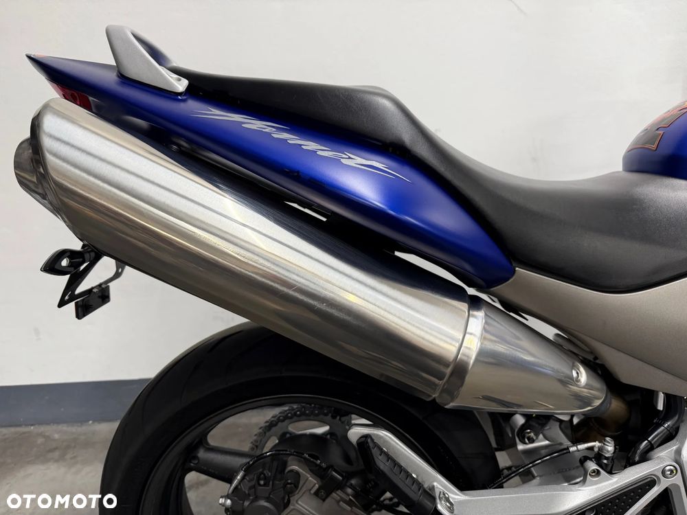 Honda Hornet - 35