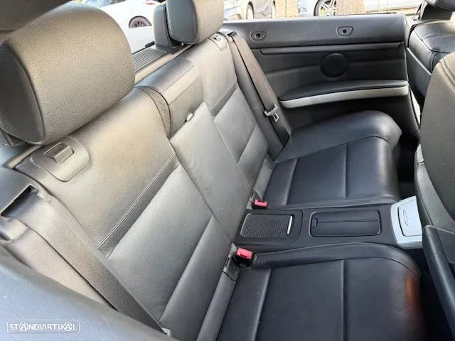 BMW 320 d Auto - 16