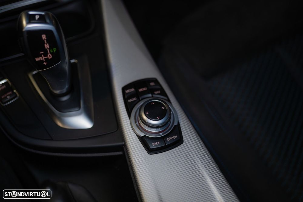 BMW 320 d Touring Pack M Shadow Auto - 31