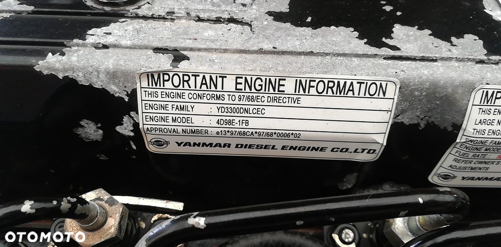 SILNIK KOMATSU YANMAR 4D98E 48,9kW/2400rpm 3,318L 12900 netto - 9