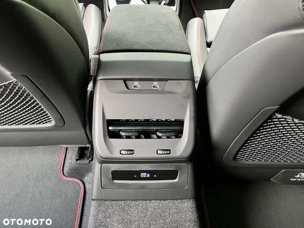 Audi RS5 Limousine - 37