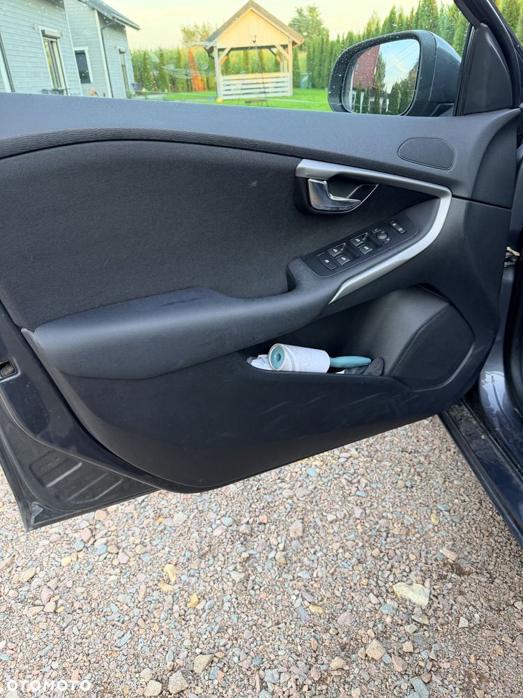 Volvo V40 D2 Kinetic - 21