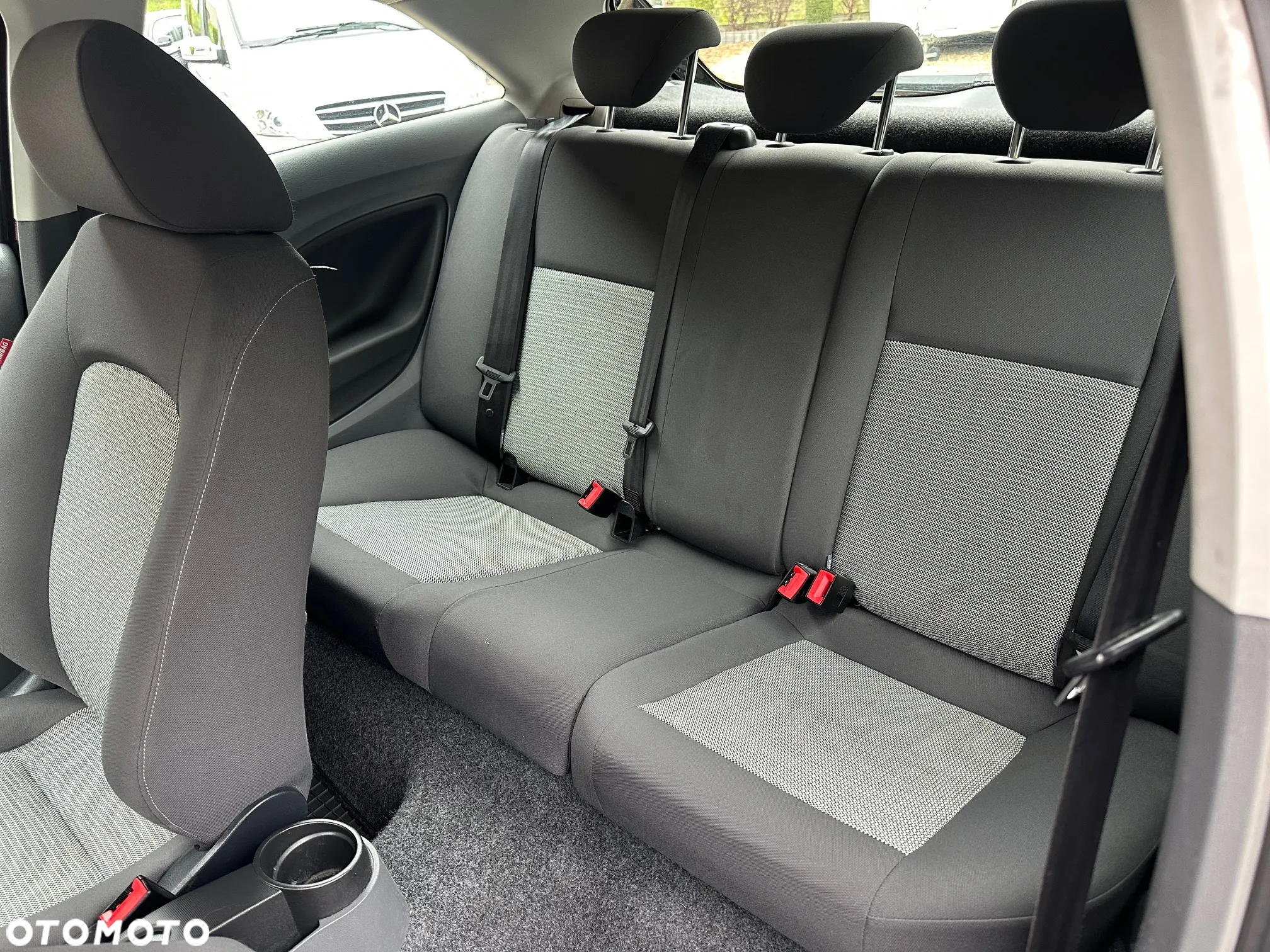 Seat Ibiza SC 1.4 16V Reference - 9