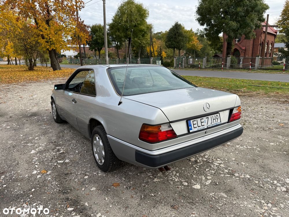 Mercedes-Benz W124 (1984-1993) - 6