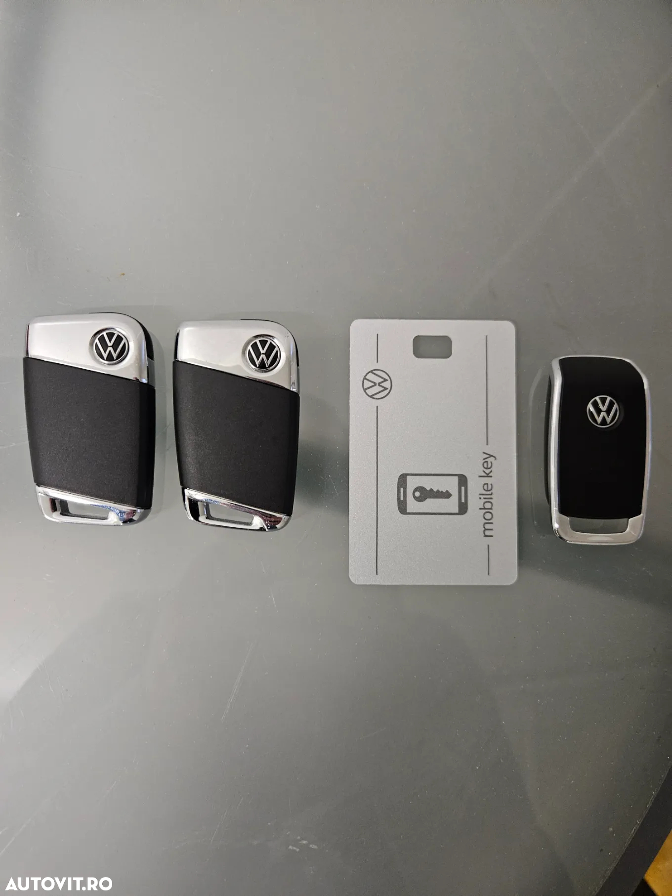 Volkswagen Passat Variant 2.0 TDI SCR DSG 4Motion Alltrack - 14