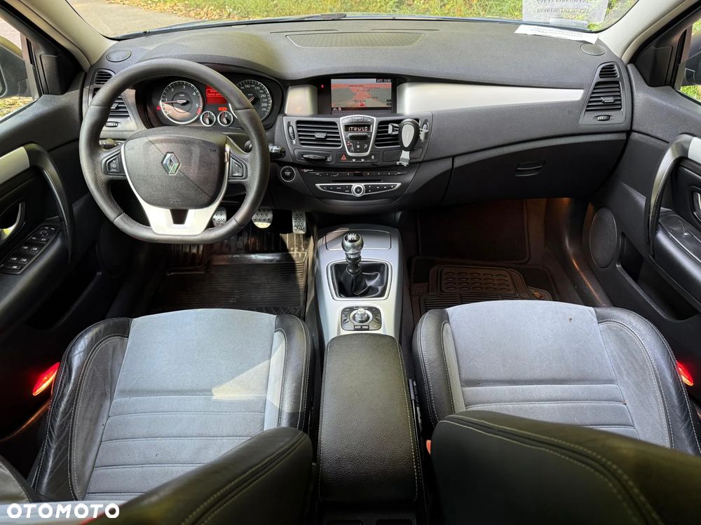 Renault Laguna Grandtour dCi 180 FAP GT - 8
