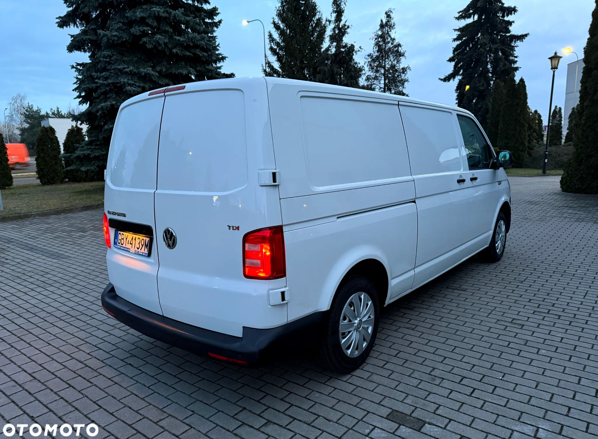 Volkswagen Transporter - 14