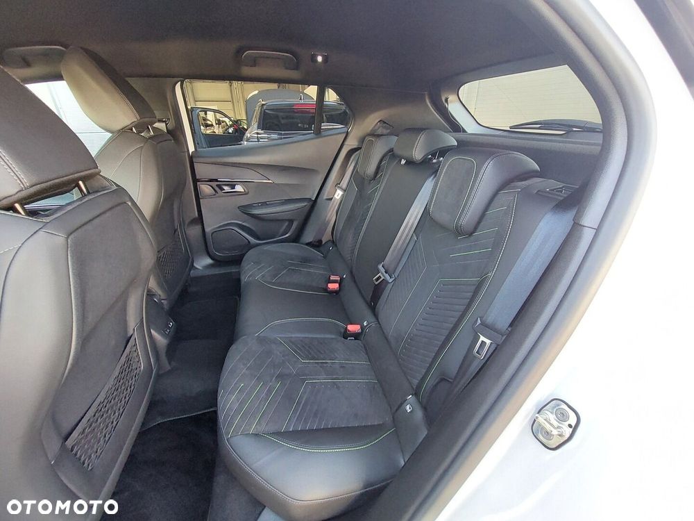 Peugeot 2008 - 10