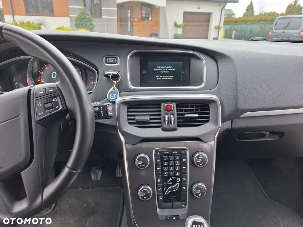 Volvo V40 T2 You - 29