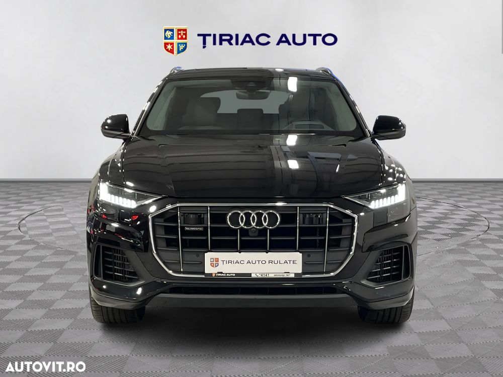 Audi Q8 - 8