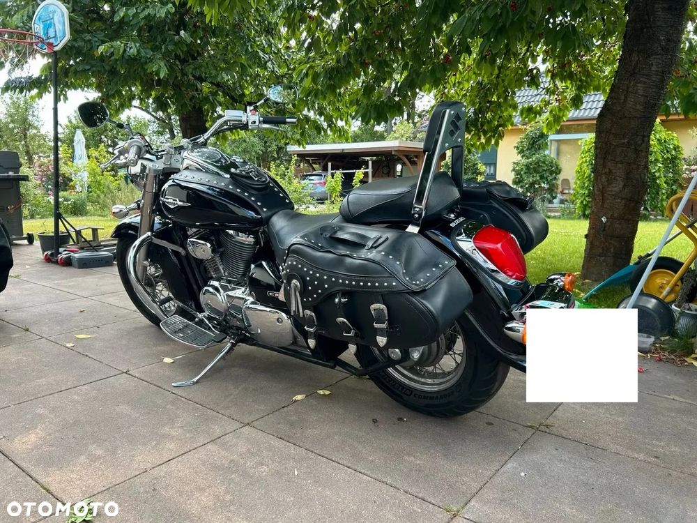 Suzuki Intruder - 2