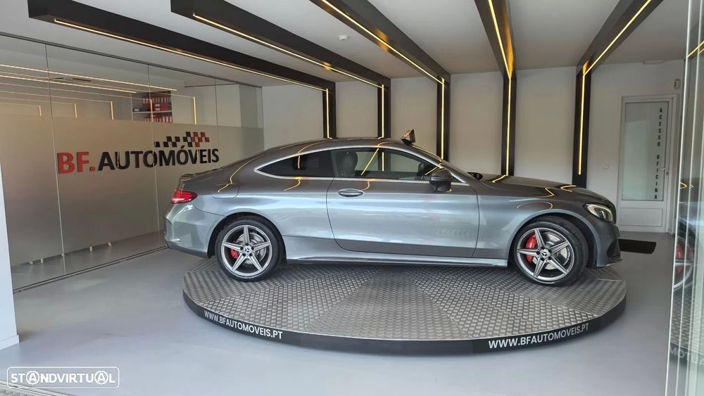 Mercedes-Benz C 250 d - 10