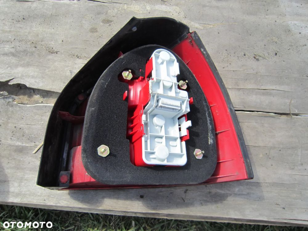 Lampa tył tylna lewa Audi A3 8L 3d Lift 8L0945095C - 6