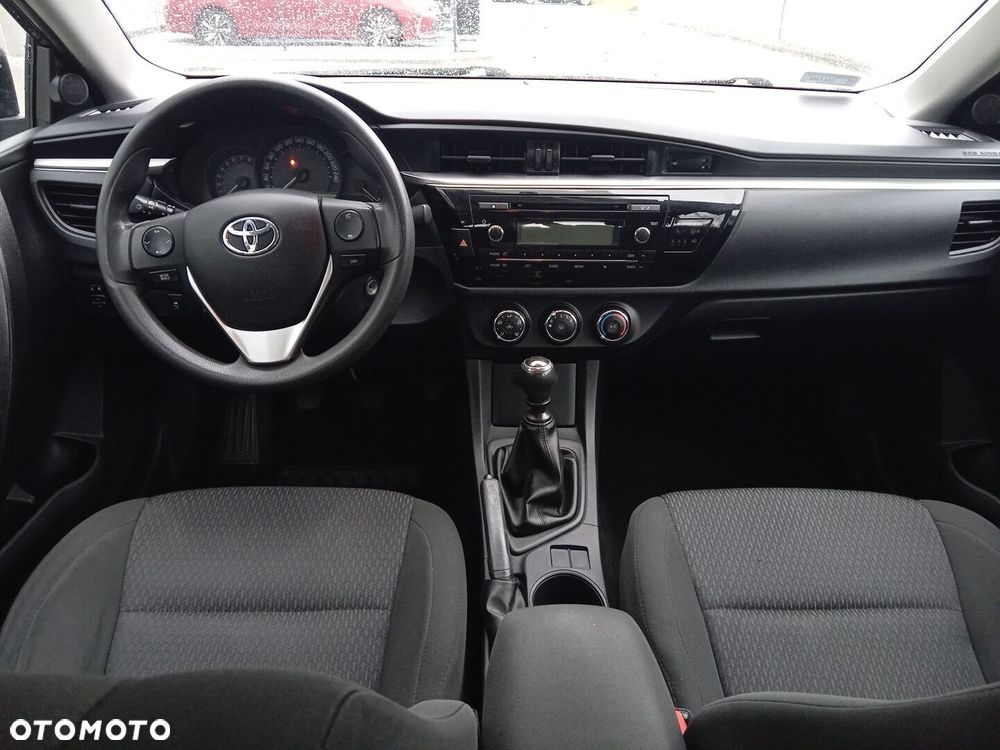 Toyota Corolla - 15