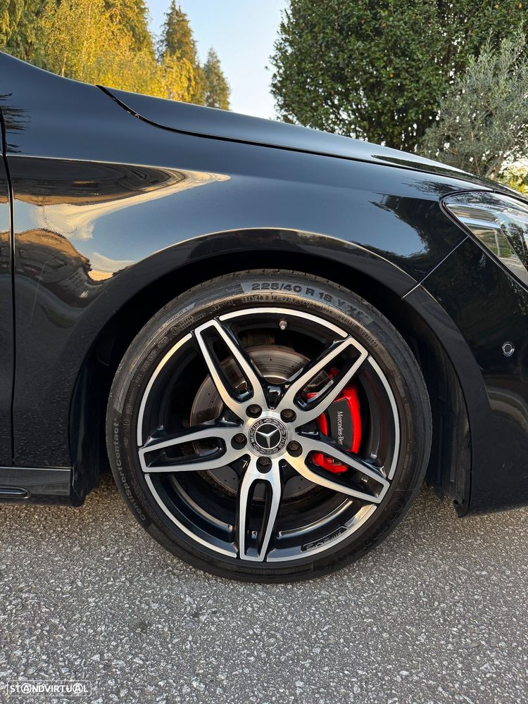 Mercedes-Benz CLA 220 d Shooting Brake AMG Line Aut. - 19
