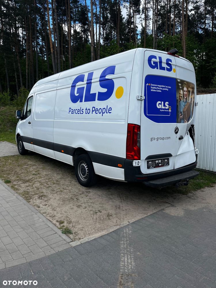 Mercedes-Benz SPRINTER - 4