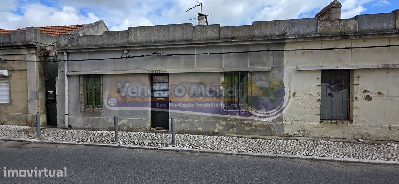3 Moradias T2 na Baixa da Banheira (STU015) - Grande imagem: 3/13