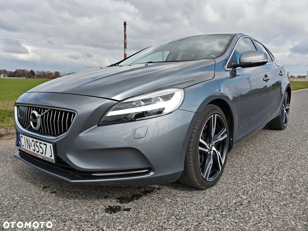 Volvo V40 D3 Inscription - 14