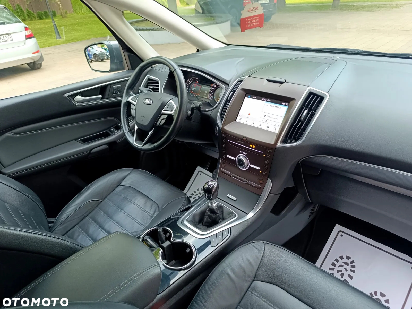 Ford Galaxy 2.0 TDCi Titanium - 30