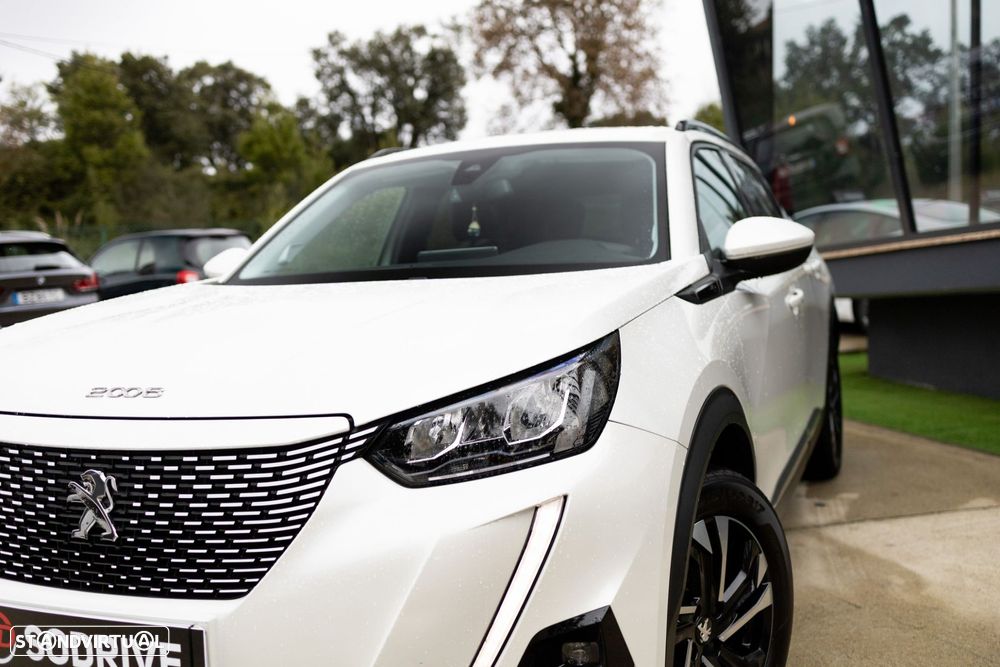 Peugeot e-2008 Allure - 7